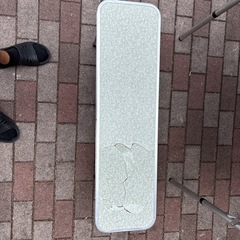 ベンチインテーブルセットの画像