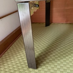 中古テーブルの画像
