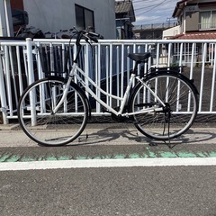 【中古自転車】　(白／黒)  27インチの画像