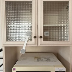 食器棚の画像