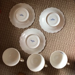 来客用のコップ＆皿セットの画像