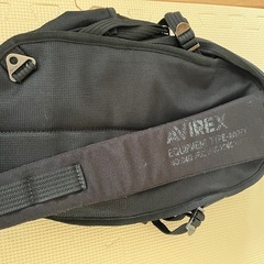 AVIREX肩掛けバッグの画像
