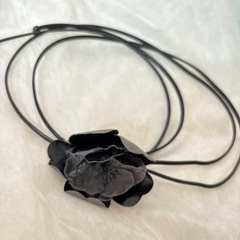 ベルベット風ワンピースの画像