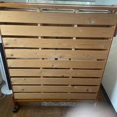 折りたたみベッドの画像