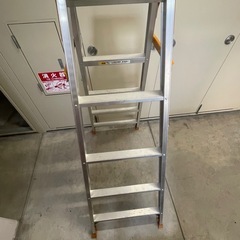 【無料】脚立 はしごの画像