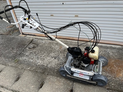 草刈機スパイダーモア