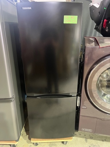 【ご成約】
030  冷凍冷蔵庫 153L 2ドア 右開き 東芝 GR-V15BS(K) 2024年製 自動霜取り 耐熱天板家電【美品 メンテナンス済】