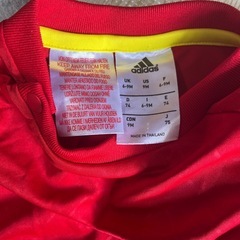 adidasベビー服の画像