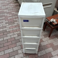 カラーボックスキャスター付きの画像