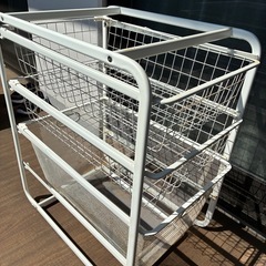 IKEA 収納ラック／ワイヤーバスケットの画像