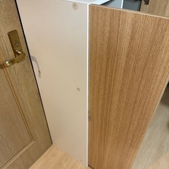 木製キャビネットの画像