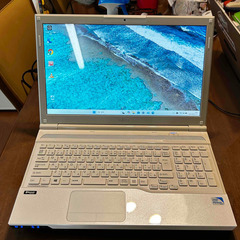 富士通 LIFEBOOK Windows11 SSD Office 美品の画像