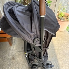 アップリカ　B型　ベビーカー　　の画像