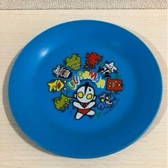 ウルトラマン　レトロプラスチック皿の画像