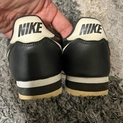 NIKEシューズ　23センチ　レディースの画像