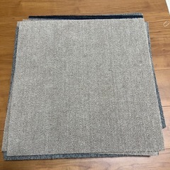 タイルカーペット
の画像