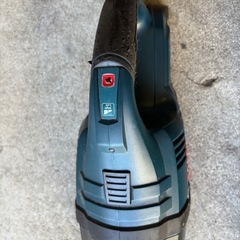 BOSCH 掃除機　バッテリー充電器付の画像