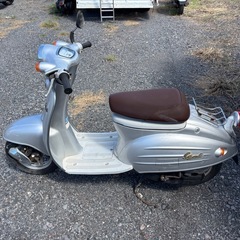 1124.　動画あり　スズキ　ヴェルデ　2スト　原付　バイク　50cc 車体の画像