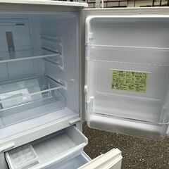 冷蔵庫 シャープ 2020年  SJ-D14F 137L【安心の3ヶ月保証・送料に設置費込み】🚚自社配送時💳代引き可🚚(現金、クレジット、スマホ決済対応)の画像