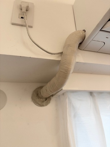 FUJITSU エアコン　2023年製　一年半使用