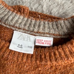 ZARAキッズニットの画像