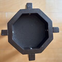 小さなテーブルの画像