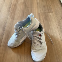 スニーカーの画像