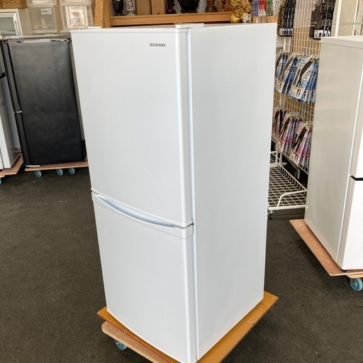 冷蔵庫　アイリスオーヤマ　142Ｌ　2023年製