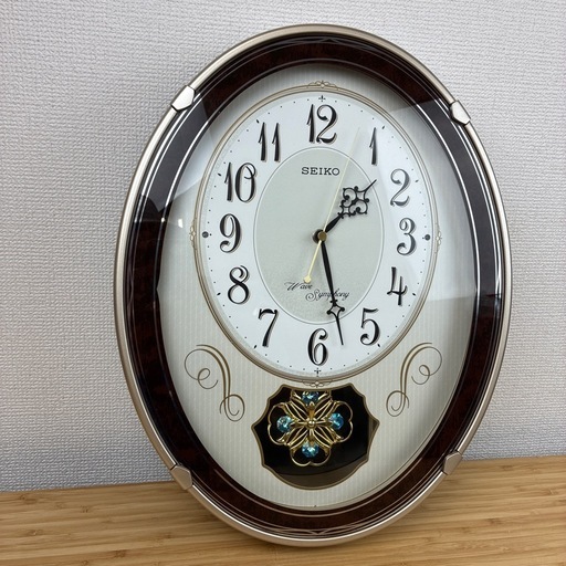 【美品　ご来店特価】【音色が選べます】SEIKO電波メロディ掛時計