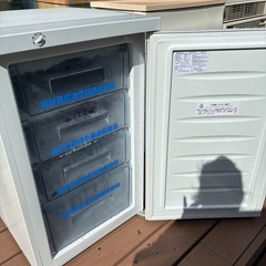 100L冷凍ストッカーの画像