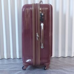 PORTA スーツケース（Mサイズ） 重量 約4.5kg　容量 約70L  鍵2個付属の画像