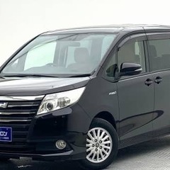 🤞内装はベージュの外装はブラック！ハイブリッドミニバンの入庫🤞の画像