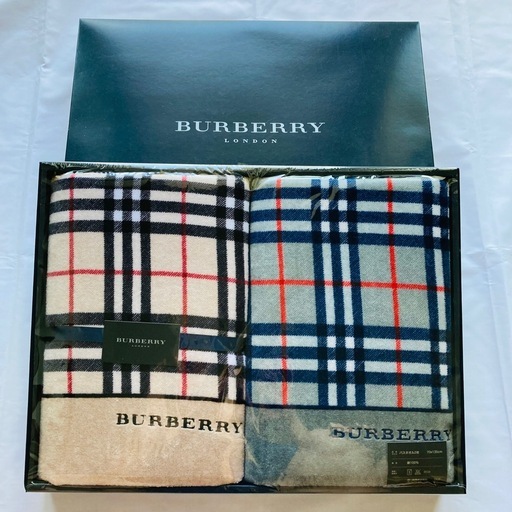新品バーバリーバスタオル２枚