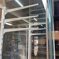ショーケース ガラスケース 棚板無し 店舗什器 照明付き 中古品 重たい 店舗用品 の画像