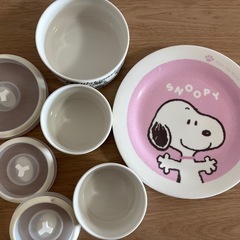 【本日のみ】スヌーピー　食器セットの画像