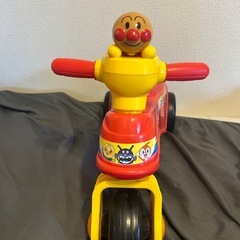 アンパンマンの三輪車の画像