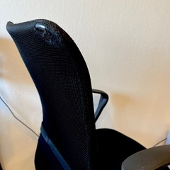 オフィスチェア　メッシュ　
ブラックの画像