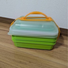 【決まらなければ10/17処分】 3段　ランチボックスの画像