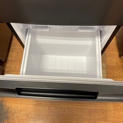 2ドア冷蔵庫の画像