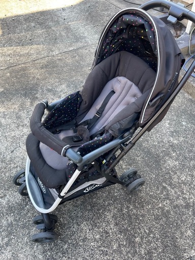子ども用品　アップリカ　ベビーカー 両対面　折りたたみ　新生児期〜