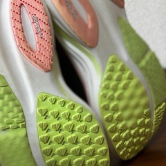 PUMA プーマ レディース スニーカー PUMA ウィメンズ マグニファイ ニトロ 2 ドリームラッシュ ランニングシューズ の画像
