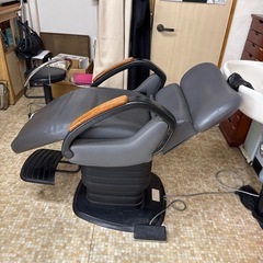 電動シャンプー椅子の画像