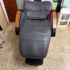 電動シャンプー椅子の画像