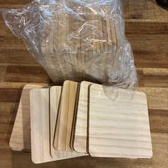 30枚コースター木製の画像