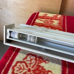 中古品 ブラインド カーテン 目隠し ブラケット無し 動作確認済み ホワイト 蛇腹の画像