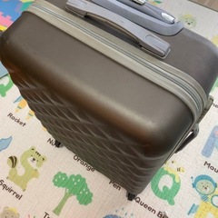 スーツケースの画像