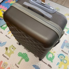 スーツケースの画像