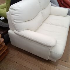 ★リユースのサカイつくば店★TK6667  2人掛けソファ アイボリー H80×D83×W140 クリーニング済みの画像