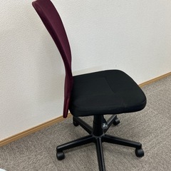 オフィス用椅子の画像