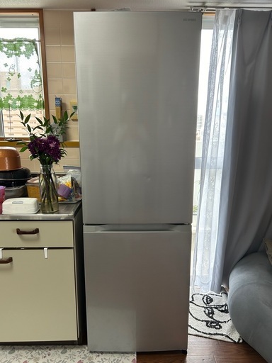 アイリスオーヤマ　冷凍冷蔵庫　231L